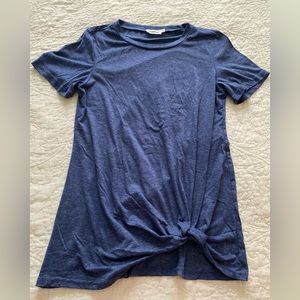 Women’s Knotted Tee